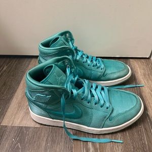 Women’s Air Jordan 1 Retro High ‘Seasons of Her: Aqua’